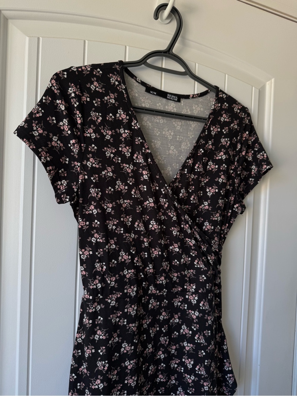 Black Ruffle Midi Dress with Light Pink Floral Print - Picture 3 of 8